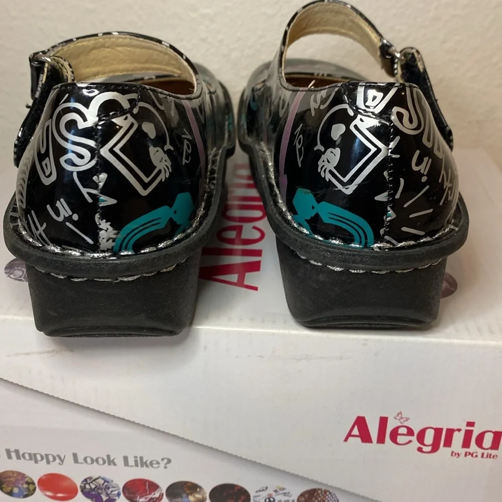Alegria Rock Star Black Kids Dress Shoes with Patent Leather Finish Size 2